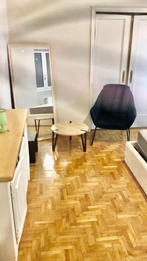 Economy Shared Apartment C In Central Αθήνα Εξωτερικό φωτογραφία